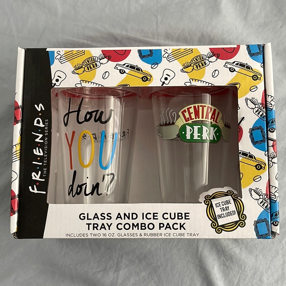 FRIENDS glass and ice cube tray combo pack NEW
